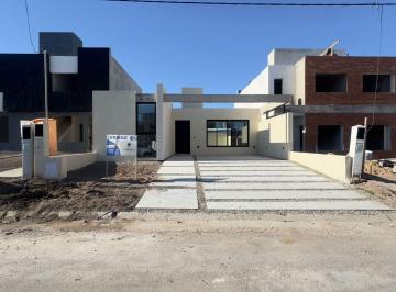 Casa de 2 ambientes, Córdoba · Casa a Estrenar 3 Dorm. en Urbanización Docta