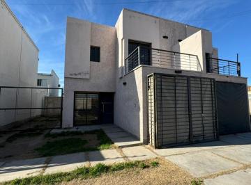Departamento · 1111m² · 2 Dormitorios · 1 Cochera · Departamento en Venta 3 Ambientes con Cochera y Patio