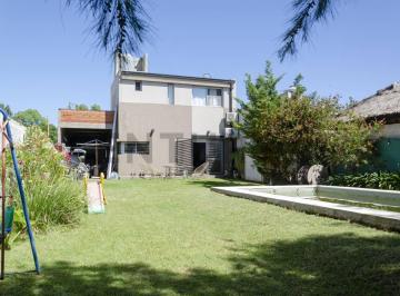 Casa · 130m² · 3 Ambientes · Casa 2 Dorm. en Venta/permuta en Berisso (Los Talas)
