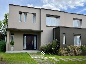 Casa · 700m² · 7 Ambientes · Casa en Venta 7 Ambientes en Los Cardales Country Club