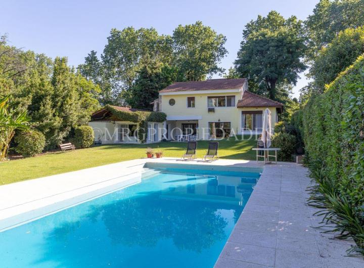 Casa · 318m² · 1 Ambiente