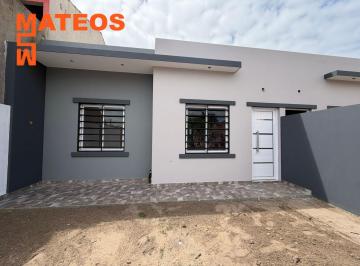 Casa de 3 ambientes, Mar del Tuyú · Venta Mar del Tuyú Conjunto de Chalets a Estrenar a 800 m del Mar