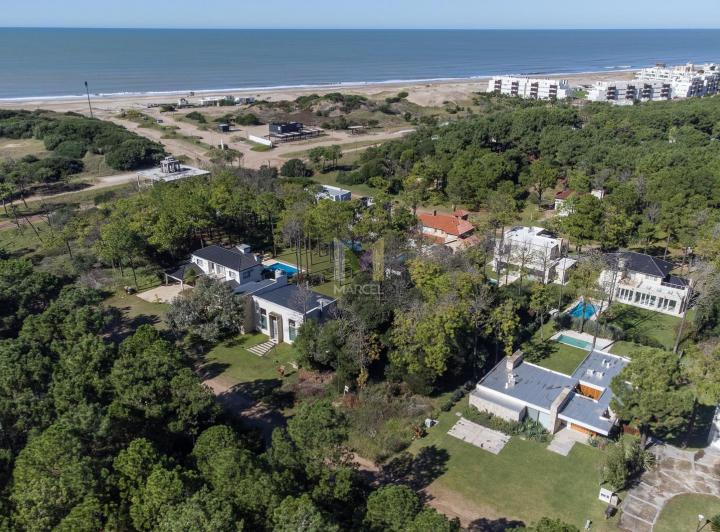 Terreno · 1030m²