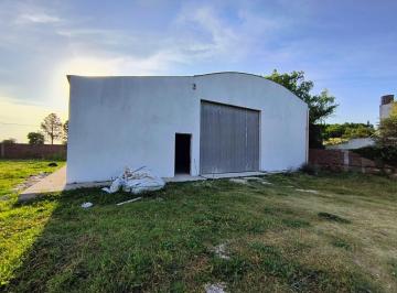 Bodega-Galpón · 190m² · 2 Ambientes · Galpón en Alquiler con Amplio Terreno