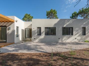 Casa · 180m² · 4 Ambientes · 2 Cocheras · Casa en Venta Pinamar Norte