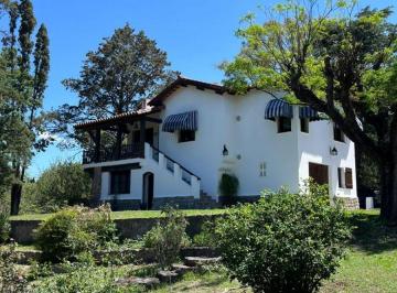 Casa de 7 ambientes, La Granja · En Venta! Hermosa Casona Estilo Alemán - Ideal Para Hotel Boutique