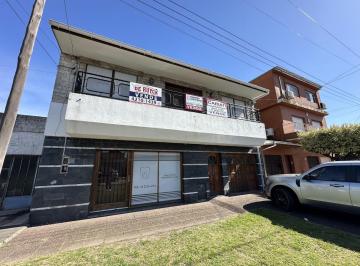Local comercial · 254m² · 3 Ambientes · Local + Vivienda y Amplio Verde