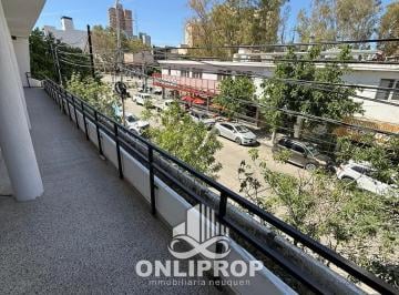 Oficina comercial · 250m² · 7 Ambientes · Onliprop Alquila Oficinas en Microcentro de Neuquen