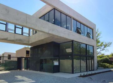 Local comercial · 78m² · 1 Ambiente - Squadra Propiedades · Venta | Permuta | Financiación - Oficina Sobre La Ruta. Funes
