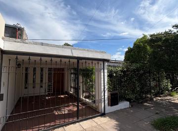 Casa de 9 ambientes, Córdoba · Casa en Venta Villa Belgrano Arguello 3 Dorm.