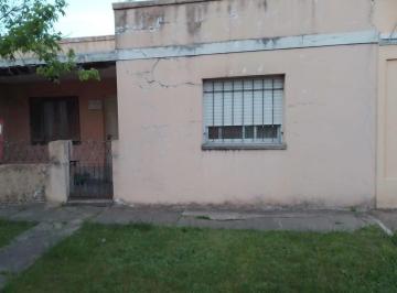 Casa · 150m² · 3 Ambientes · 1 Cochera · Terreno con Dos Casas: Ideal Para Inversores, Dueño Financia