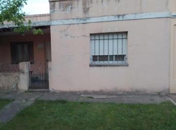 Casa · 150m² · 3 Ambientes · 1 Cochera · Terreno con Dos Casas: Ideal Para Inversores, Dueño Financia
