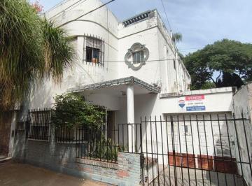 Casa · 250m² · 6 Ambientes · 1 Cochera · Casa Venta 3 Dorm Centro Resistencia Chaco