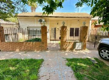 Casa · 115m² · 7 Ambientes · Casa Venta: Pte Roca 1841 Fray Luis Beltrán