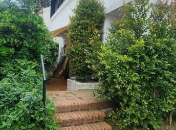 Casa · 65m² · 3 Ambientes · 1 Cochera · Casa Tipo Dúplex en Hacoaj