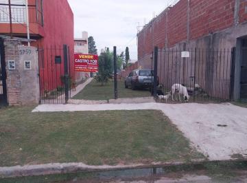 Casa · 380m² · 3 Ambientes · 1 Cochera · Casa a Terminar a m de Av San Martin