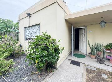 Casa · 150m² · 4 Ambientes · 2 Cocheras · Casa - 3 Ambientes - Merlo Sur