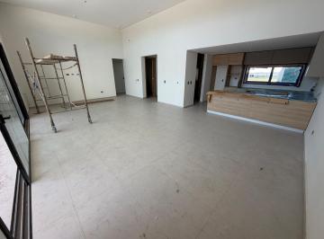 Casa · 230m² · 4 Ambientes · 2 Cocheras · Casa Greenville 2 Venta 3 Dorm.