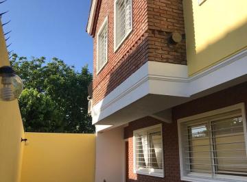 PH · 90m² · 4 Ambientes · 1 Cochera · Hermoso Triplex en Venta