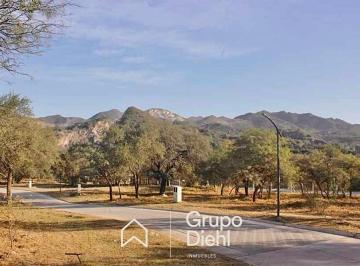Terreno · 460m² · Lote con Vistas de 460 m² en Venta, en Maitenes de La Deseada