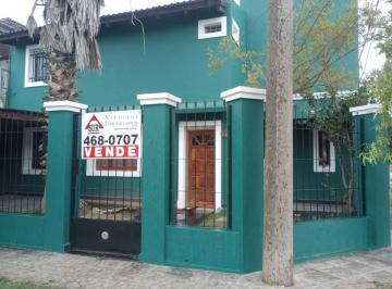 Foto · Casa 3 Dorm. en Venta Sobre Av Armada Argentina