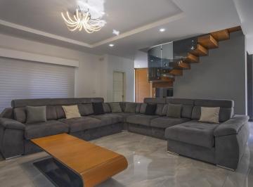 Casa · 380m² · 8 Ambientes · 2 Cocheras · Casa en Puerto Paraios