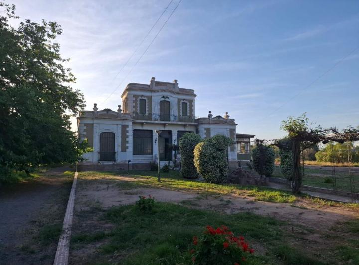 Casa en venta en La Lagunita · 7 ambientes