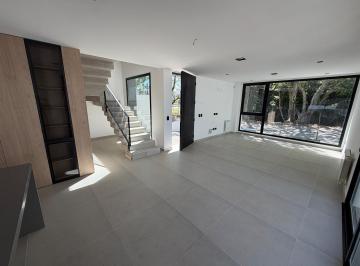 Casa · 178m² · 4 Ambientes · 2 Cocheras · Dúplex Premium a La Venta Campo Chico