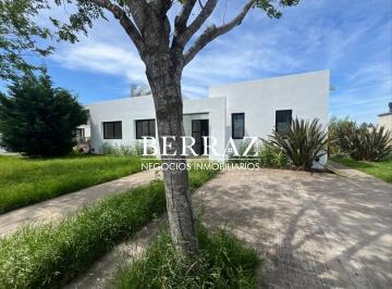 Casa · 170m² · 5 Ambientes · 2 Cocheras · Casa Venta 3 Dorm. Barrio San Matías Lote de 993 m² Escobar