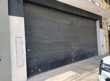 Local comercial · 400m² · 1 Ambiente · Local en Alquiler, Alta Zona Comercial
