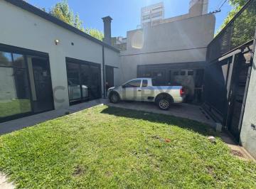 Casa · 132m² · 1 Dormitorio · 1 Cochera · Casa de 1 Dormitorio en Venta