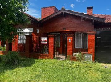 Casa · 180m² · Casa Chalet en Venta en Pilar, G. B. a. Zona Norte, Argentina