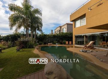 Casa · 480m² · 8 Ambientes · 6 Cocheras · Casa en Venta en El Yacht, Nordelta, Tigre