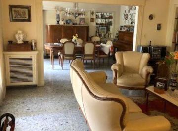 Casa · 482m² · 5 Ambientes · 3 Cocheras · Venta Casa 5 Amb. - Lote Plaza Mitre Mar del Plata