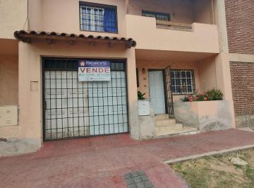 Casa de 6 ambientes, Guaymallén · Duplex en Venta.