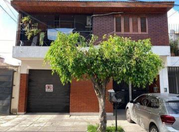 PH · 119m² · 4 Ambientes · Venta PH 4 Ambientes Caseros Patio Oportunidad