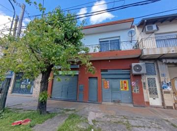 Local comercial de 6 ambientes, Merlo · Venta en Block - 2 Locales y 2 Departamentos (Merlo Norte)
