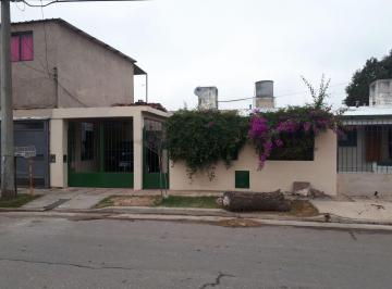Casa de 7 ambientes, Córdoba · Bº Silvano Funes - Casa 3 Dorm Se Vende