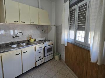 PH · 43m² · 2 Ambientes · Casa en Caseros Venta