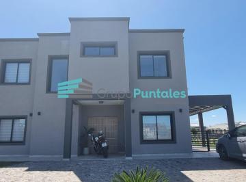 Casa · 290m² · 5 Ambientes · 2 Cocheras · Casa en Barrio El Rebenque, Canning, con 3 Dorm. Mas Escritorio y Piscina, Retasada!
