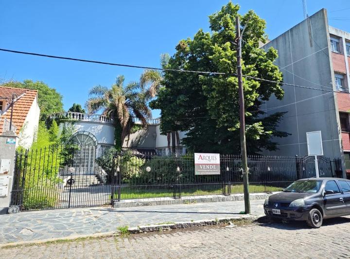 Local comercial · 605m² · 1 Ambiente