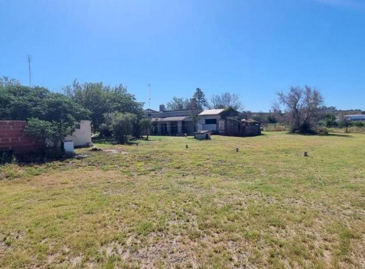 Terreno · 180m²
