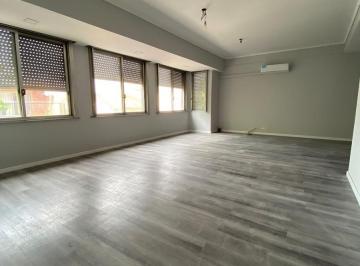 Oficina comercial · 250m² · 6 Ambientes · Alquiler Oficina 250 m² a m de Av - Sin Expensas