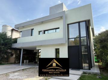 Casa · 375m² · 5 Ambientes · 2 Cocheras · Linda Casa Minimalista en Venta en Venado 2