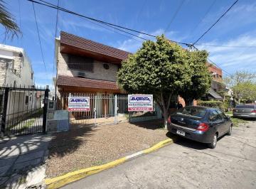BAT-BAT-3721_2 · Casa 5 Ambientes. | Chacabuco Al 700