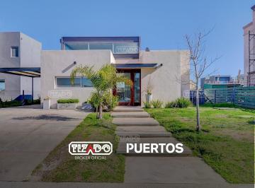 Casa · 160m² · 4 Ambientes · 1 Cochera · Casa en Venta en Araucarias, Puertos, Escobar