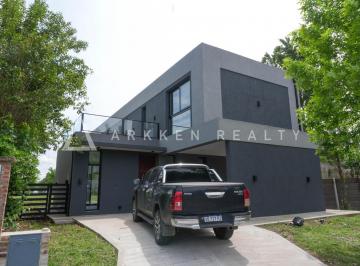 Casa · 265m² · 4 Ambientes · 2 Cocheras · Casa en Venta en Lagoon Pilar Barrio Cerrado