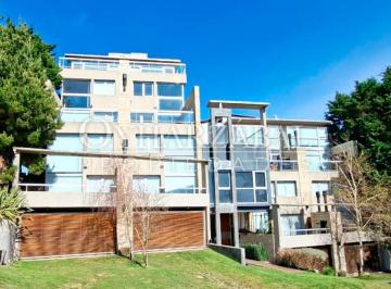 Departamento · 57m² · 2 Ambientes · 2 Cocheras · Departamento en Centro
