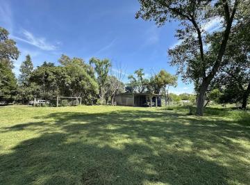 Quinta vacacional · 106m² · 3 Ambientes · Quinta Sobre Lote de 10.000 m² en Abasto