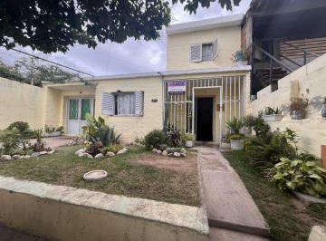Casa · 84m² · 3 Ambientes · Se Vende Casa con Gran Patio a Dos Cuadras de Av Don Bosco